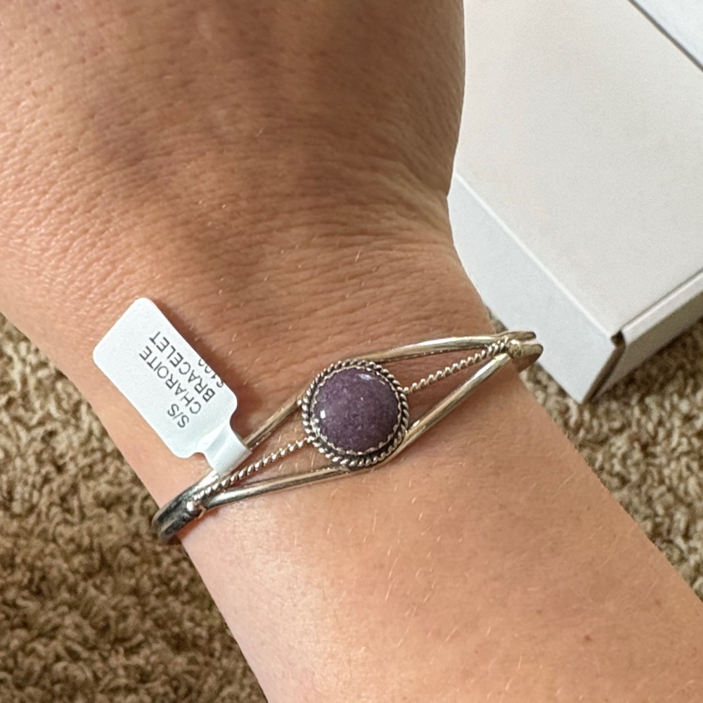 Navajo Made Esther White Charoite Sterling Silver Bracelet 6.5” with flex - Picture 2 of 5